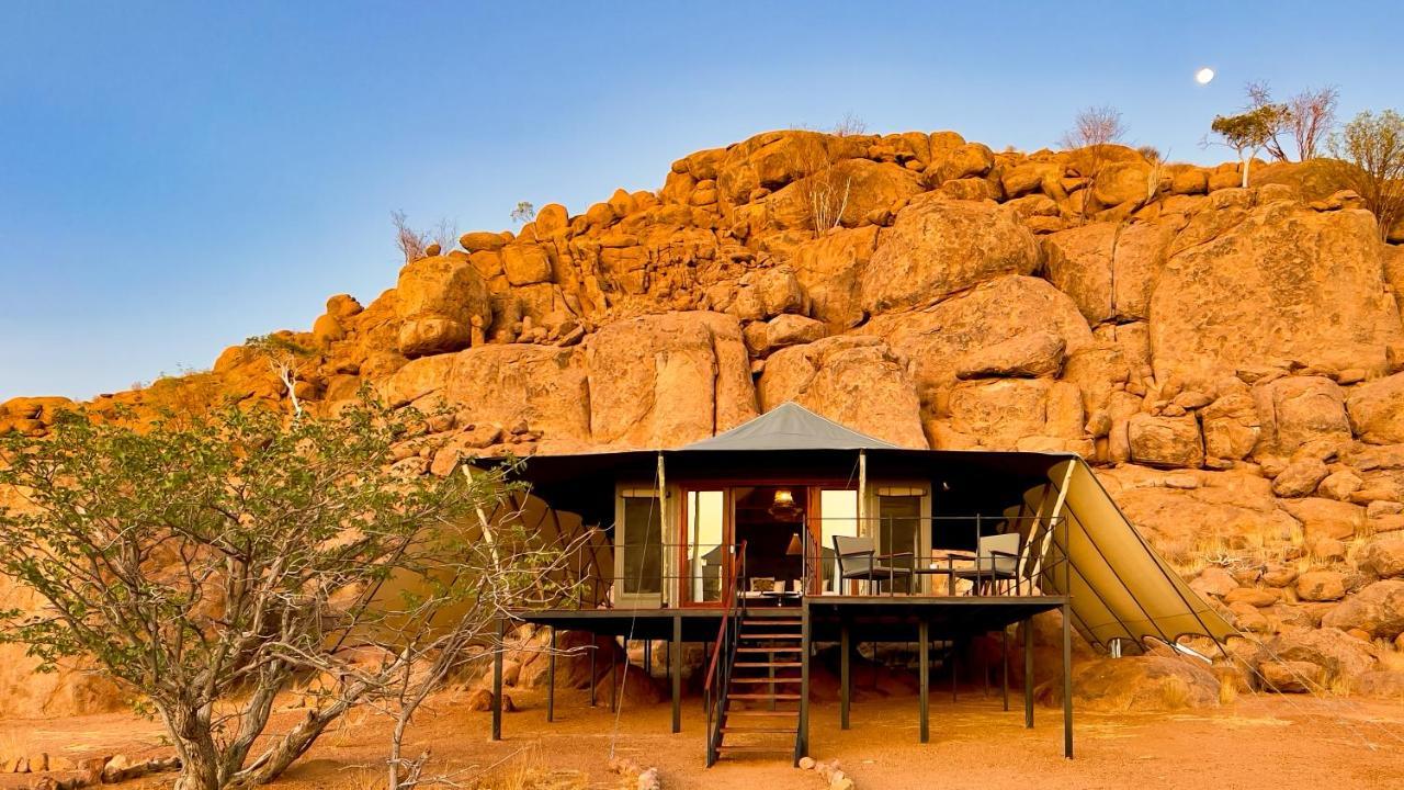 Twyfelfontein Adventure Camp Villa Khorixas Exterior photo